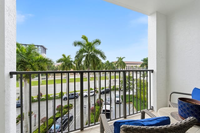 651_Okeechobee_Blvd_309_WPB_012