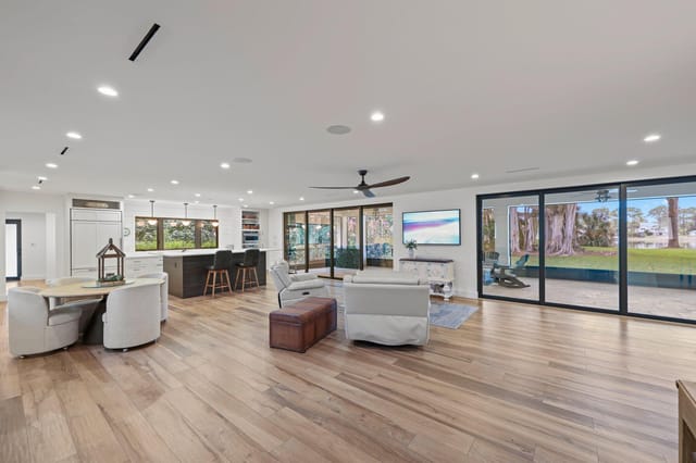4579 Square Lake Drive - 21.jpg-SMALL