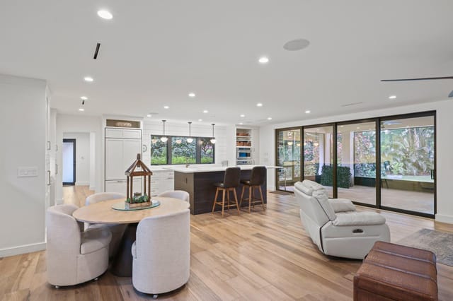 4579 Square Lake Drive - 22.jpg-SMALL