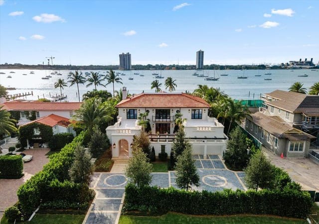 1260 N Lake Way, Palm Beach, FL 33480