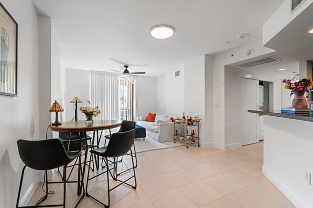 Breakfast rm/great rm