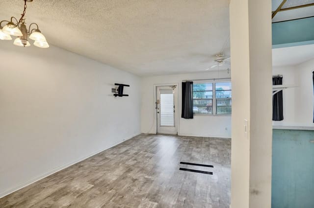 60 Camden C - 8