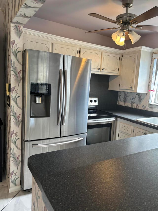STAINLESS STEEL APPLIANCES