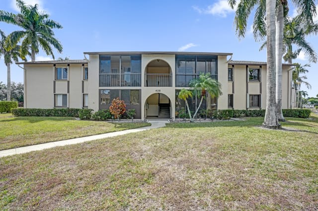 Pine Ridge South IV in Greenacres
