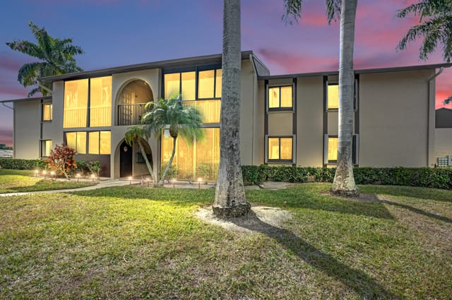 Pine Ridge South IV in Greenacres