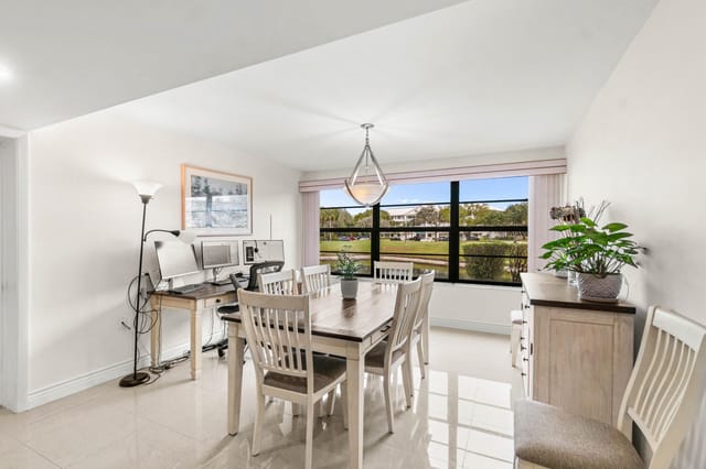 017-6049BalboaCircle-103-BocaRaton-FL-33