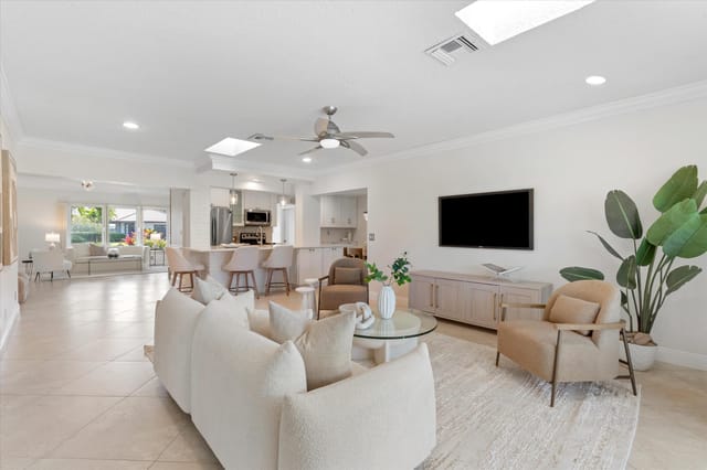 Family Room 3