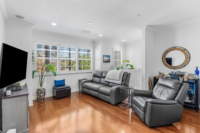 2nd floor - living space