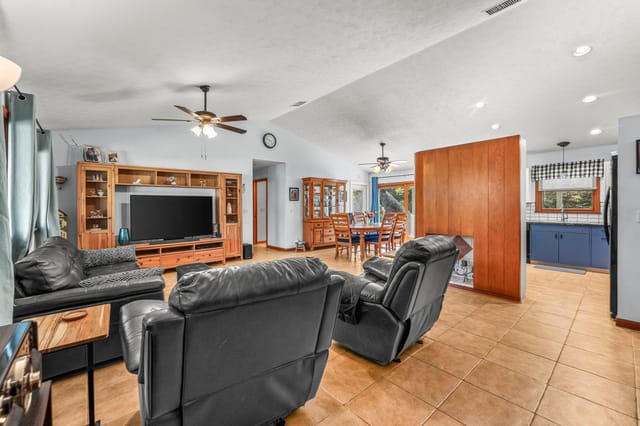 005-1795646thCourtNorth-TheAcreage-FL-33