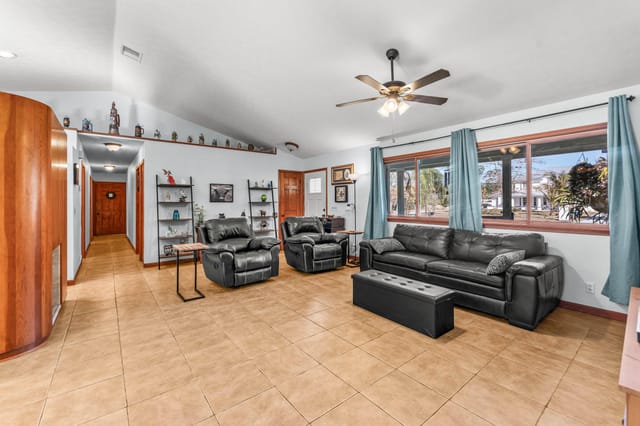 008-1795646thCourtNorth-TheAcreage-FL-33