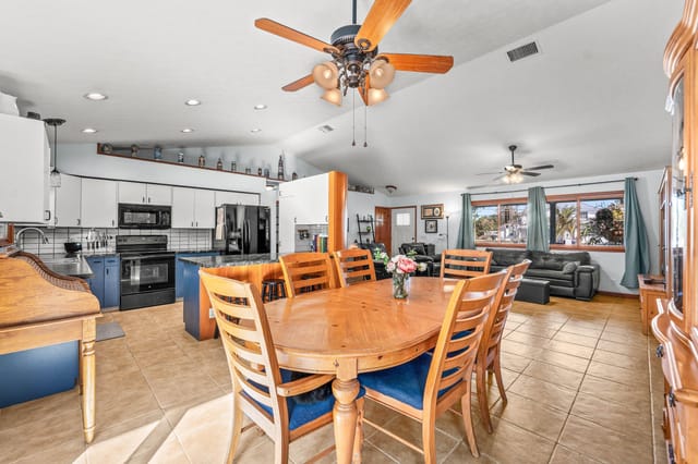 011-1795646thCourtNorth-TheAcreage-FL-33