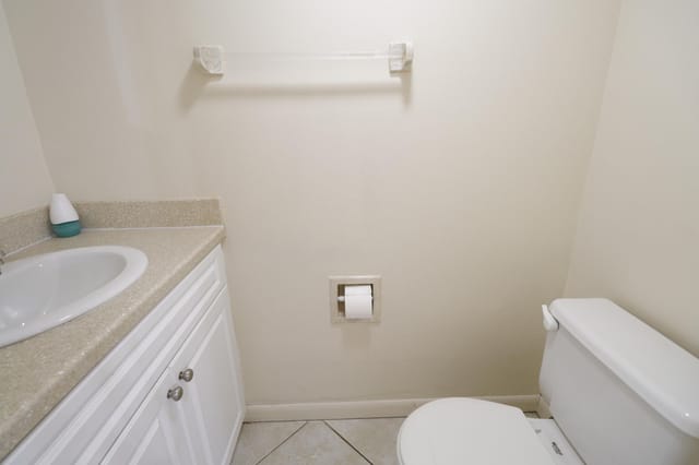 Downstairs half Bath