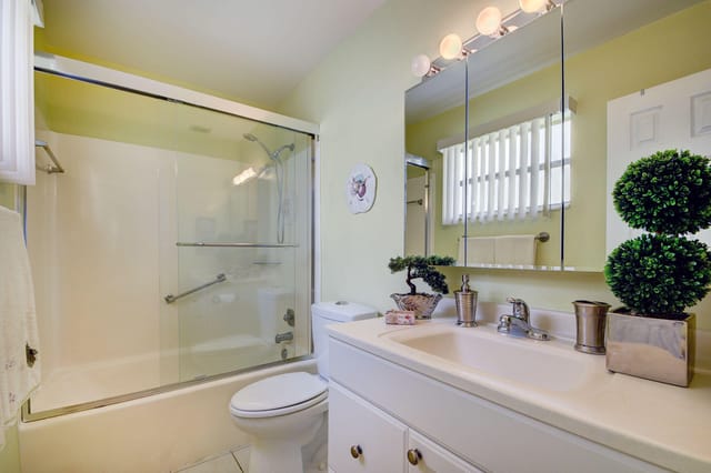 219 Lake Meryl Drive (9)