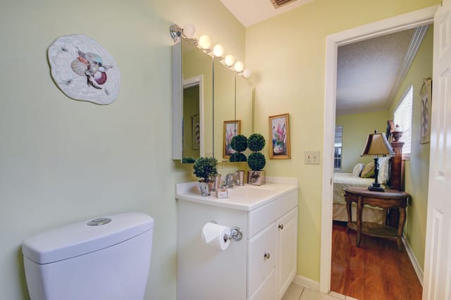 219 Lake Meryl Drive (17)