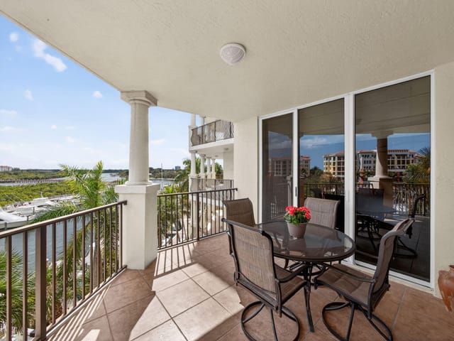 Large Balcony
