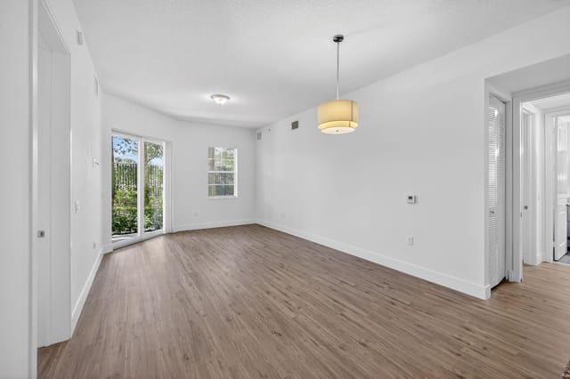 18-web-or-mls-5D1A1303