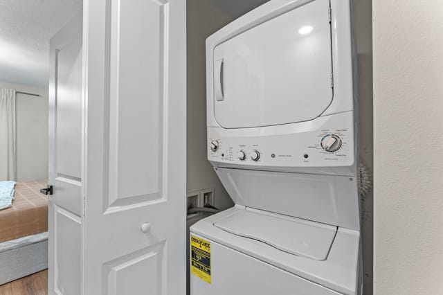 019-5049GenovePlace-RivieraBeach-FL-3341
