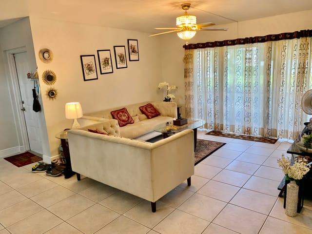 Living Room ll