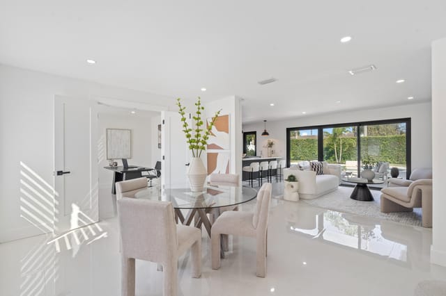 10-333 Alhambra Place WPB, FL-102