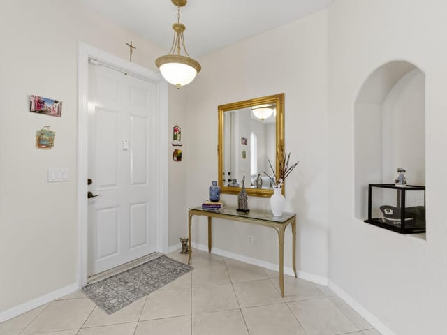 7 Foyer