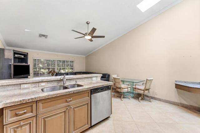 kitchen dining