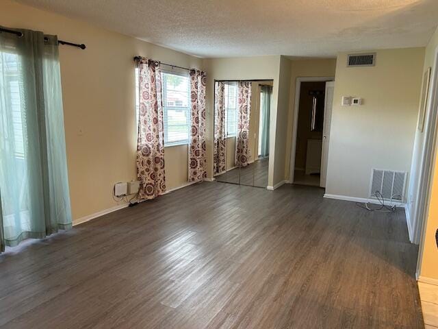 Living Room/conv BR