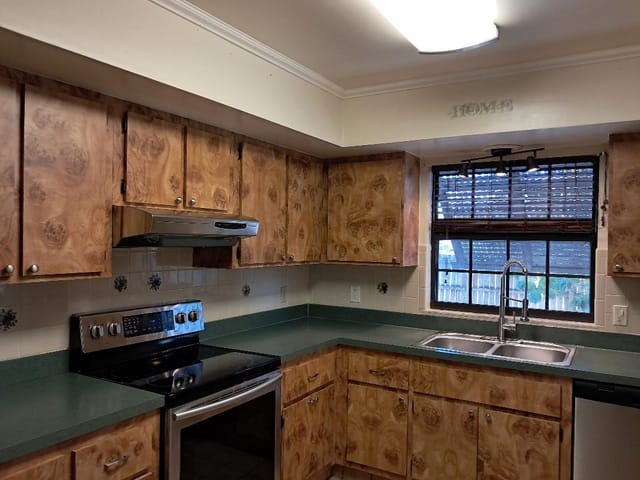 kitchen c