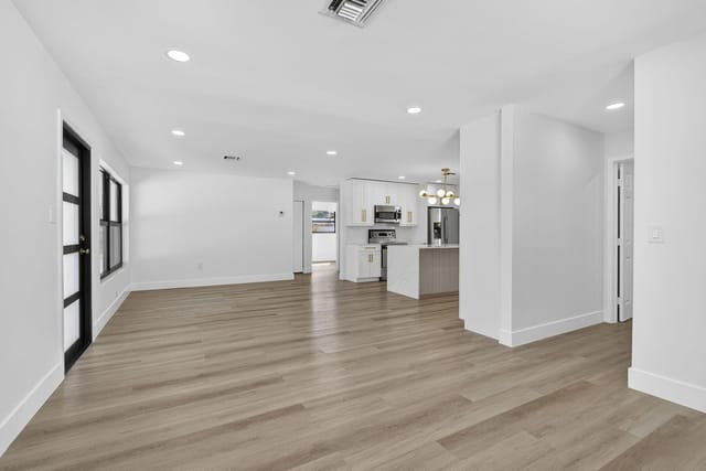 12-web-or-mls-BS1A5195