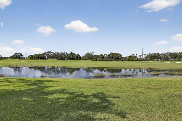 Lake & Golf Course Views