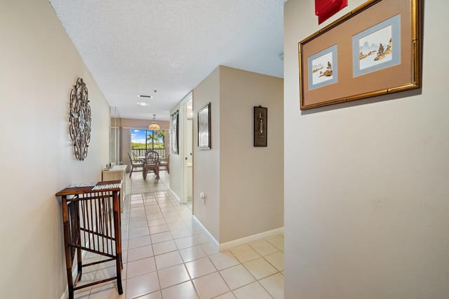 005-275PalmAveC203-Jupiter-FL-SMALL