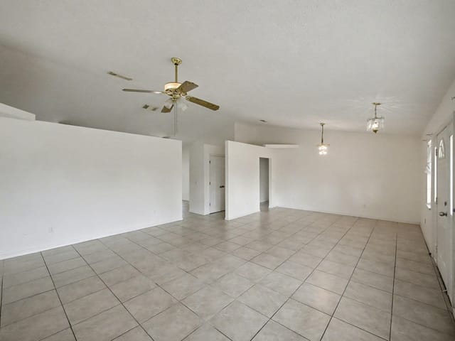 Living/Dining Room
