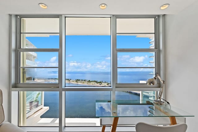 16-web-or-mls-2451-brickell-ave