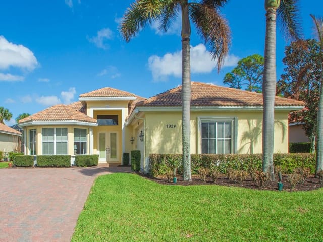 7924 Links Way, Port St. Lucie, FL 34986