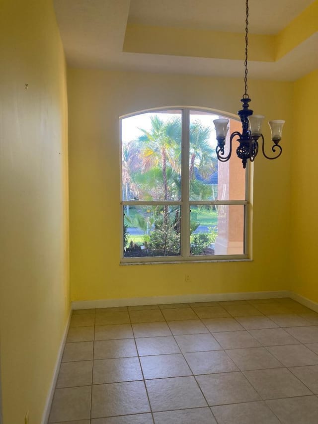 Woodcrest Diningroom