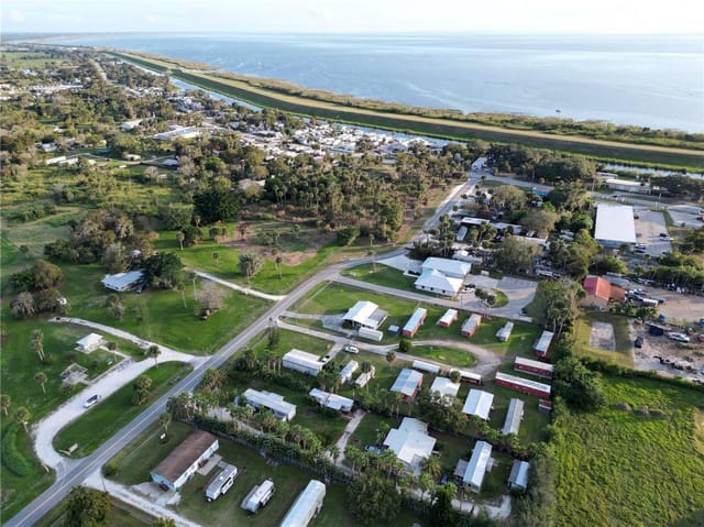 3431 38th Avenue, Okeechobee, FL 34974