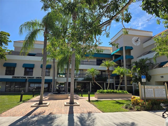 1700 N University 304, Coral Springs, FL 33071