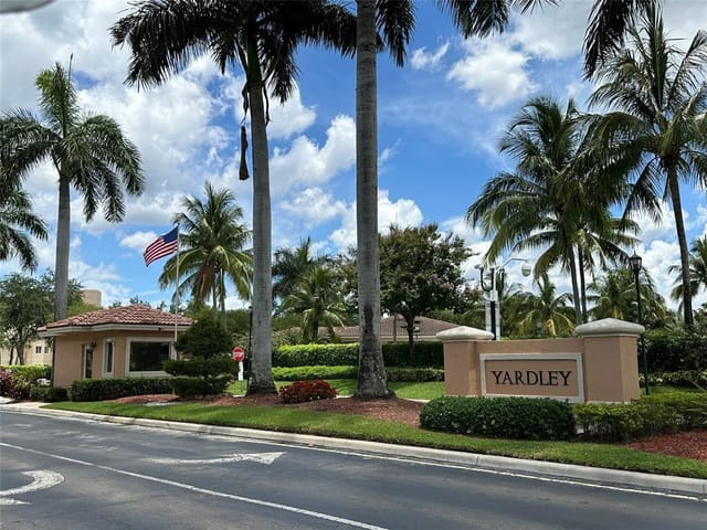 7755 Yardley Drive 307, Fort Lauderdale, FL 33321
