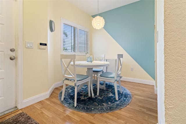 Breakfast nook