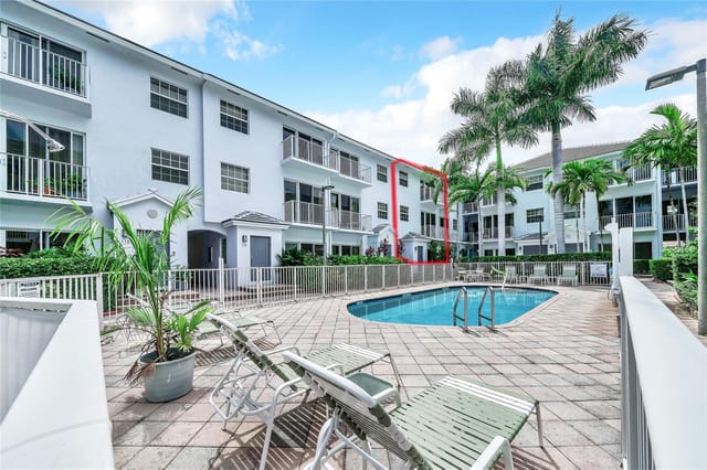 2725 NE 8 Avenue 113, Wilton Manors, FL 33334