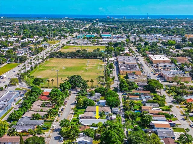 2432 Sherman Street, Hollywood, FL 33020