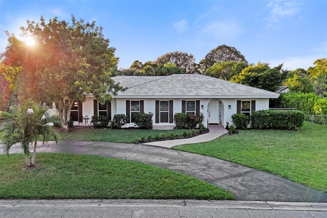 2400 NW 105th Terrace, Coral Springs, FL 33065