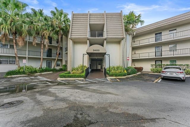 9400 Lime Bay Boulevard 214, Tamarac, FL 33321