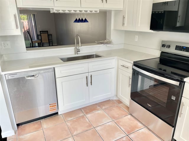 New kitchen