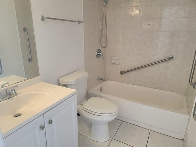 2nd bathroom