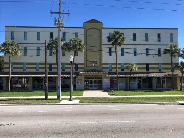 4000 N State Road 7 410-a, Lauderdale Lakes, FL 33319