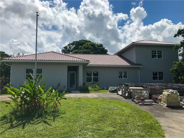 5255 Thoroughbred Lane, Southwest Ranches, FL 33330