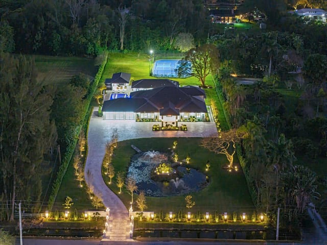 13110 Mustang Trail, Southwest Ranches, FL 33330