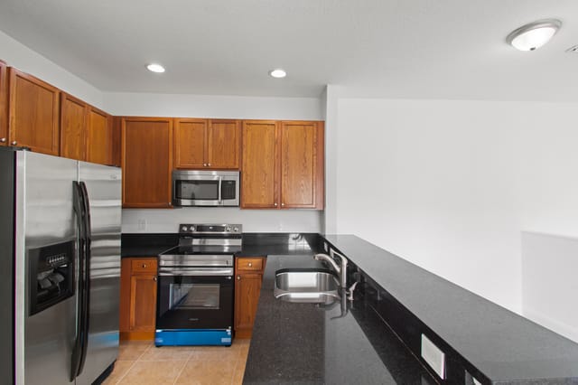 0G1A0960.JPG. KITCHEN