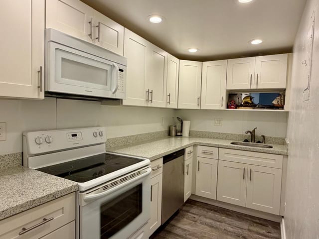 3000 Riomar Street 410, Fort Lauderdale, FL 33304