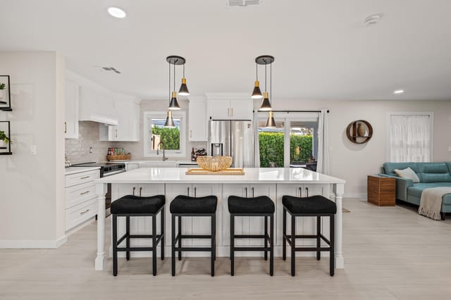 9165 SE Yacht Club Circle, Hobe Sound, FL 33455
